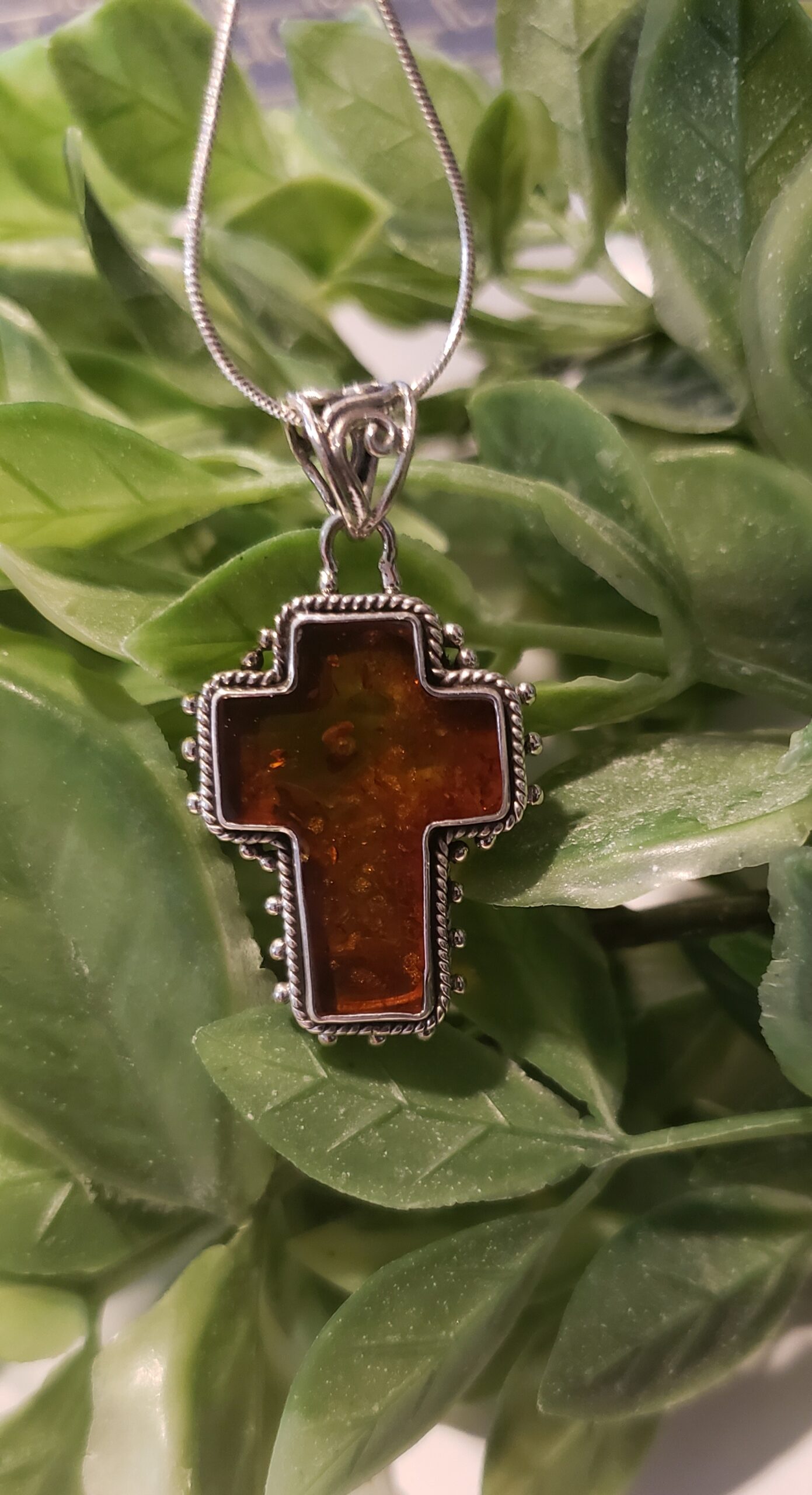 Amber cross pendant – ( KBP24)