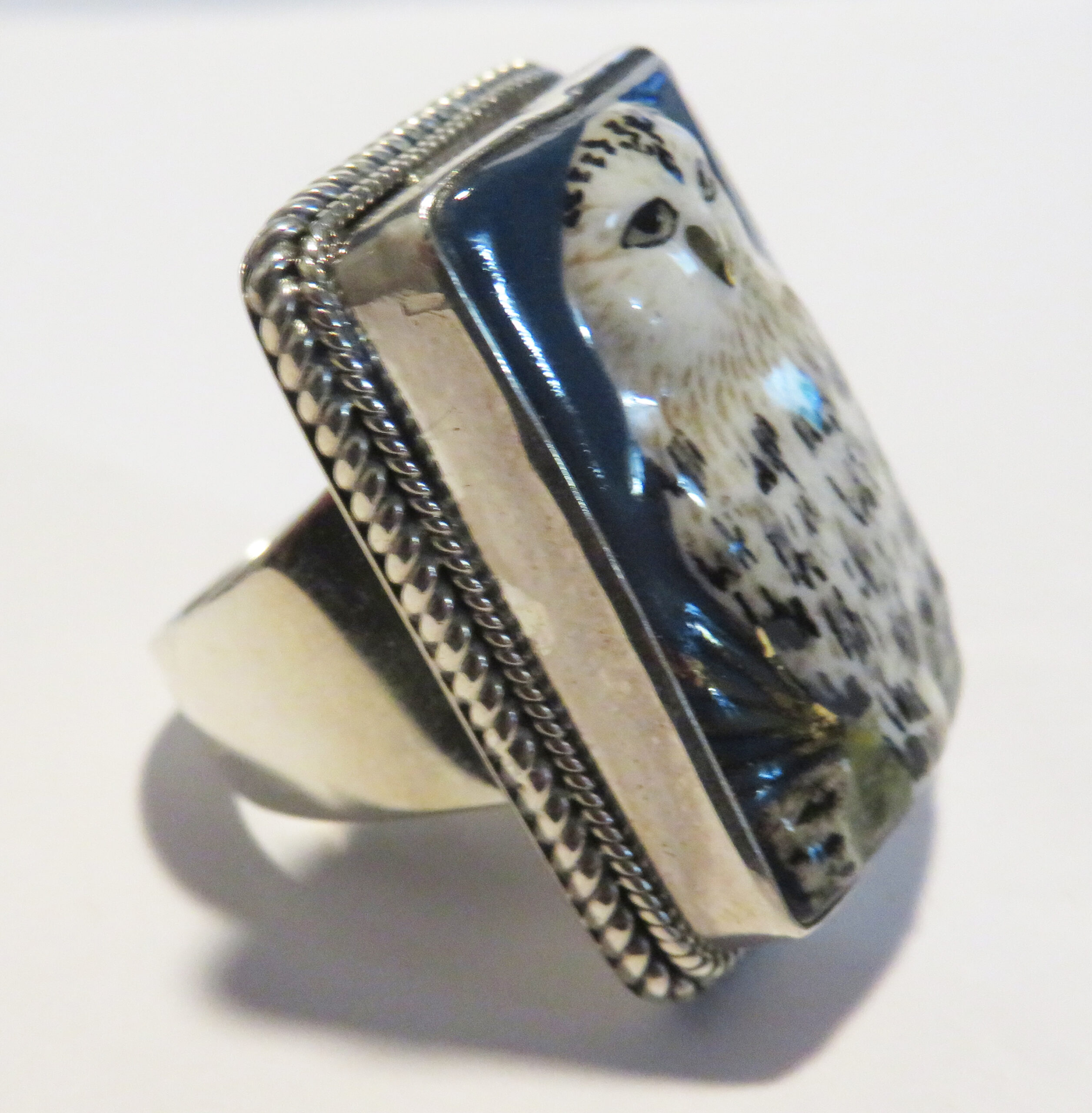 Porcelain Owl Ring (ADB77)