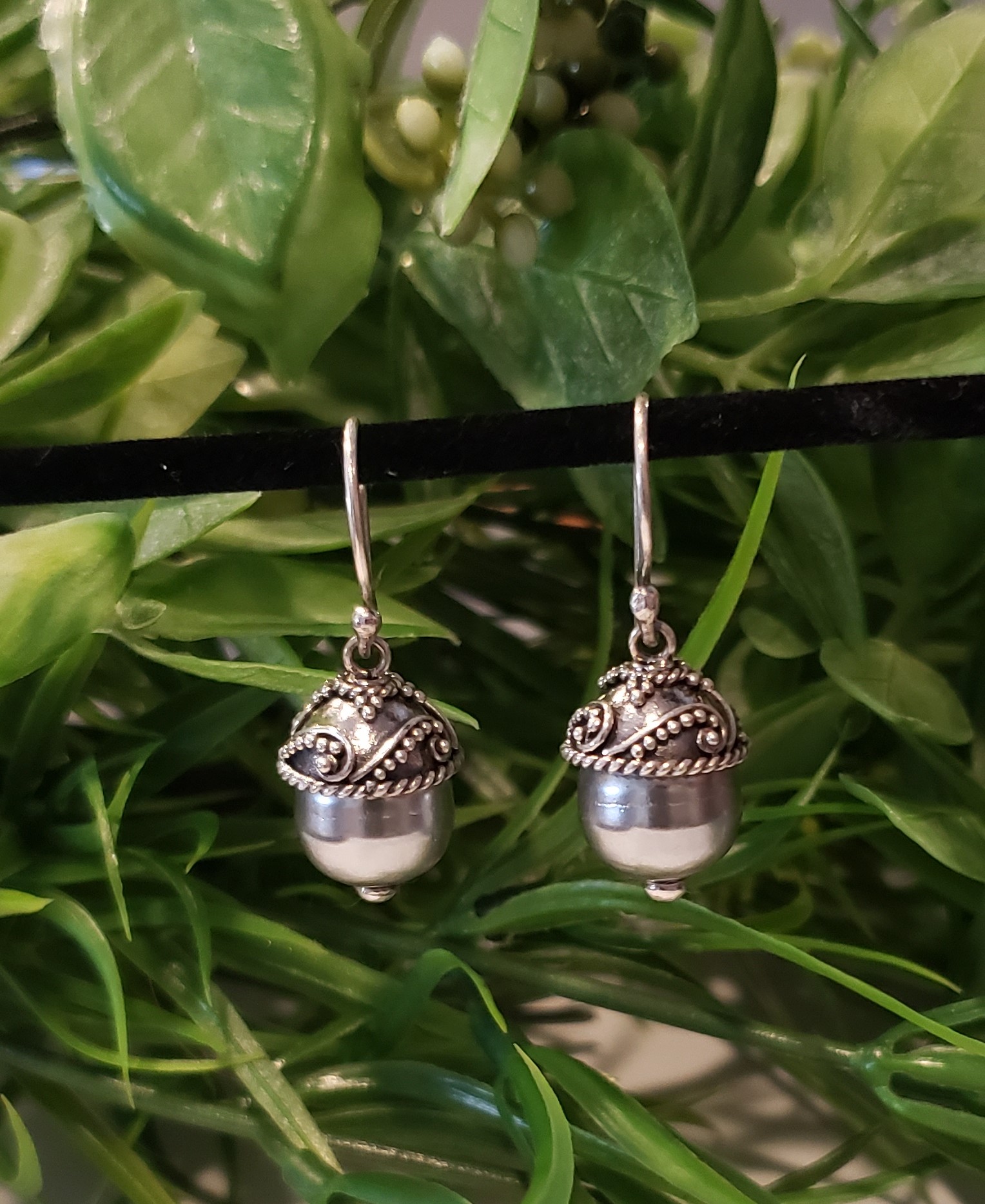 Grey Shell Pearl Drop Earrings (BE14)